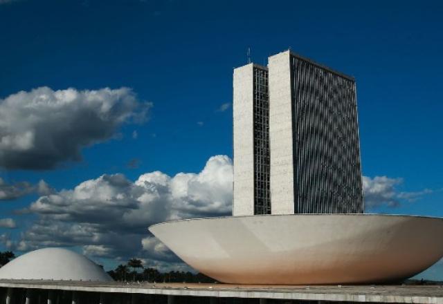 STF forma maioria para determinar redistribuição de cadeiras na Câmara