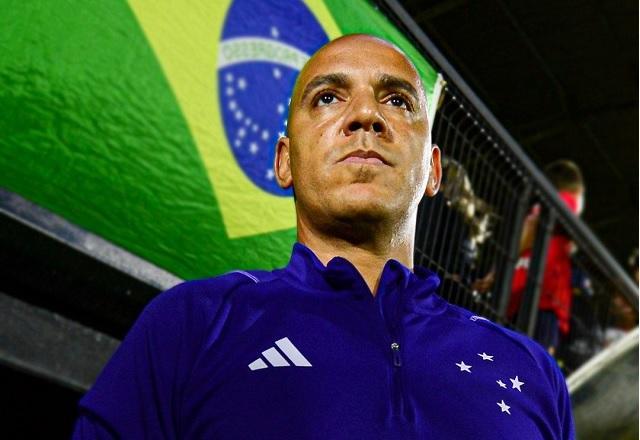 Cruzeiro anuncia demissão de técnico português Pepa