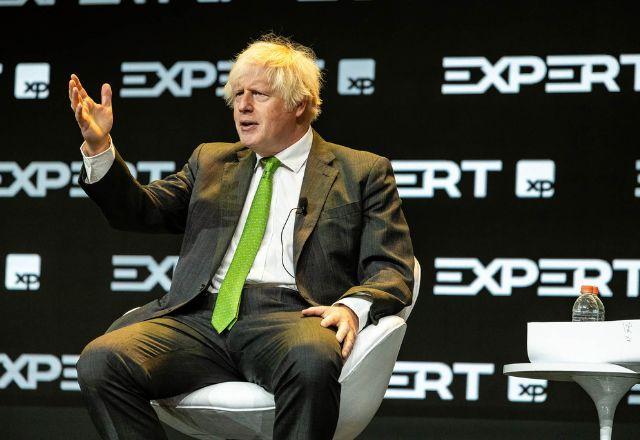 Reino Unido cresce mais agora do que antes do Brexit, diz Johnson