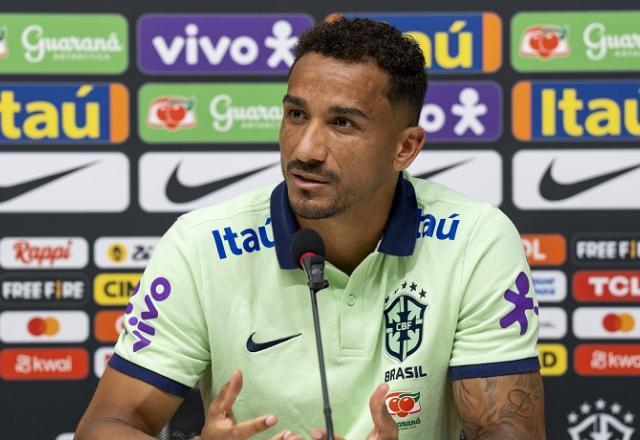 Danilo elogia abordagem de Diniz e fala em reconectar seleção com torcedores