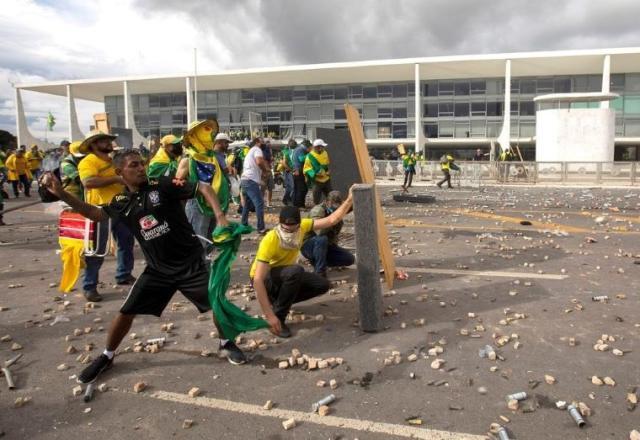 CNJ decide investigar participação de juízes no 8 de janeiro