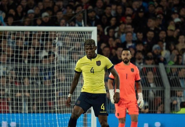 Arboleda sente a coxa e vira dúvida ao São Paulo para final da Copa do Brasil