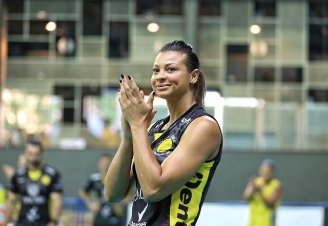 Morre Walewska, campeã olímpica pela seleção brasileira de vôlei, aos 43 anos