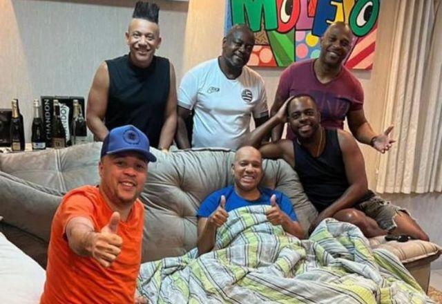 Anderson Leonardo, vocalista do Molejo, recebe alta após embolia pulmonar