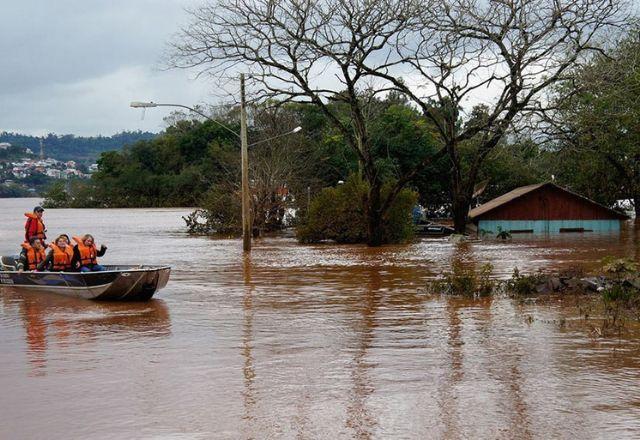 Pacheco promulga texto que reconhece estado de calamidade pública no RS até 2024