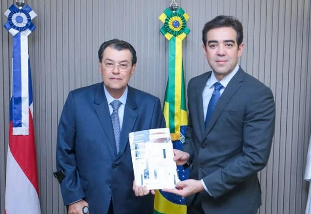 TCU entrega a Eduardo Braga análise técnica sobre reforma tributária