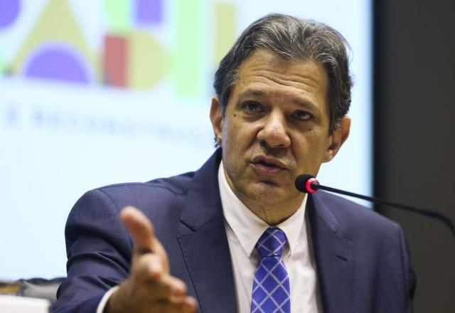 Leilão do Desenrola atinge R$ 126 bi em descontos e supera expectativa, diz Haddad