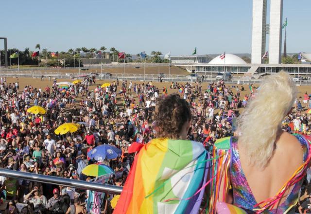 Comissão da Câmara aprova proibição de casamento homoafetivo