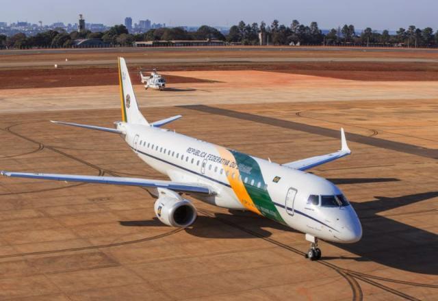 Segundo avião com brasileiros voltando de Israel pousa no RJ