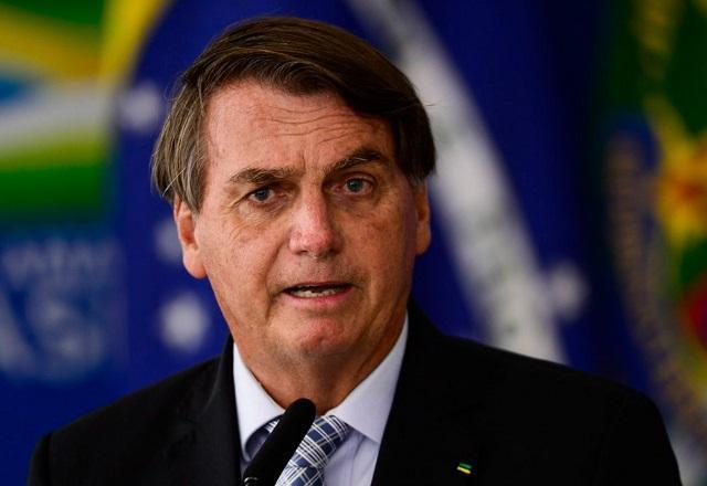 Bolsonaro fica em silêncio em depoimento à Polícia Federal