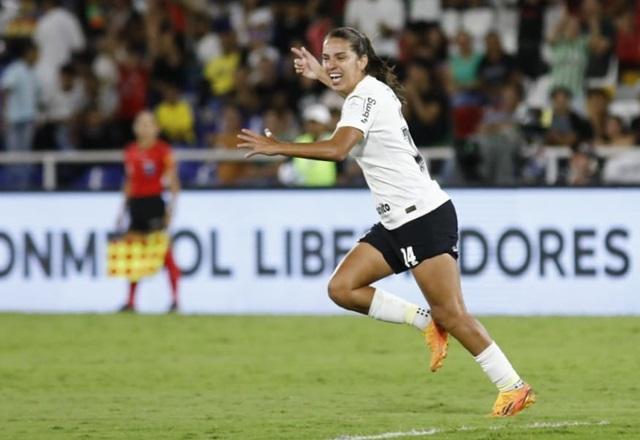 Corinthians bate Palmeiras e conquista quarto título da Libertadores Feminina