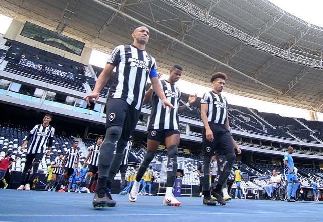 Botafogo pede para jogar terça-feira contra Fortaleza: "Plenas condições"