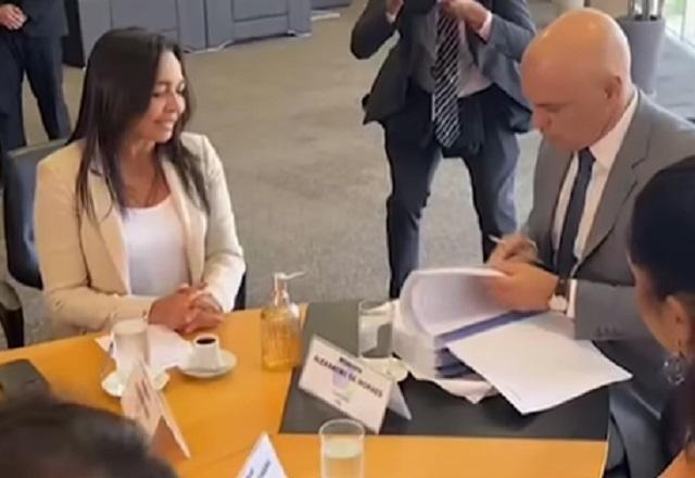 Relatório final da CPMI do 8/1 é entregue a Alexandre de Moraes