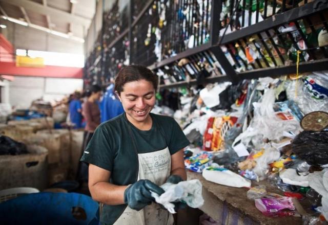 Reciclagem inclusiva poupa 150 mil toneladas de CO2 em um ano na América Latina