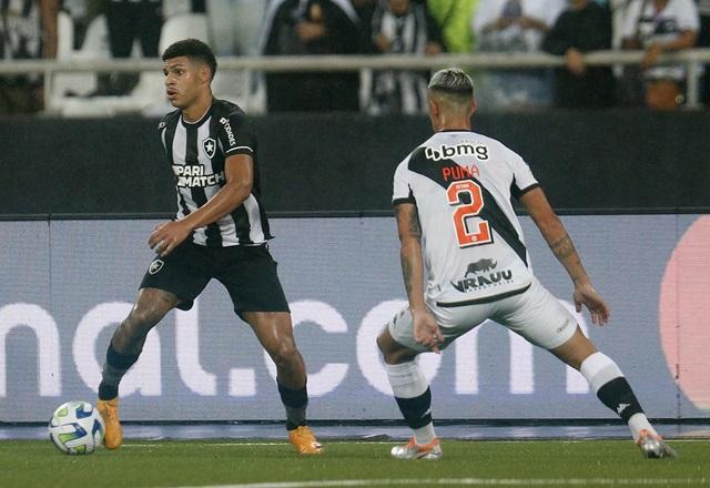 Vasco x Botafogo: onde assistir, escalações e desfalques