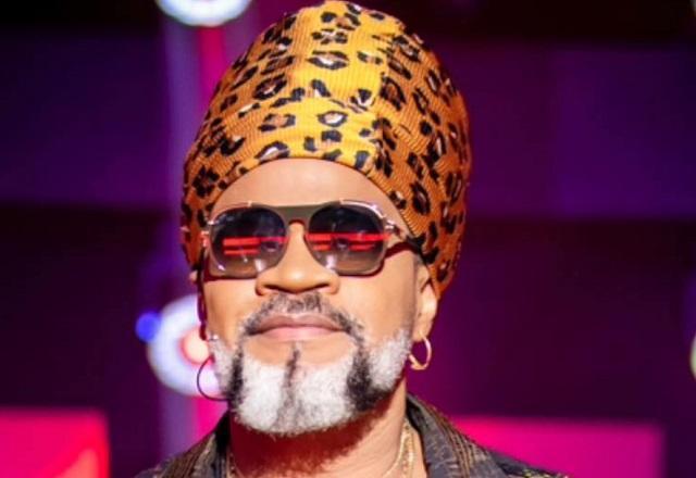 Cantor e compositor Carlinhos Brown é nomeado embaixador do Turismo brasileiro