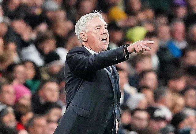 Ancelotti diz concordar com Mourinho que "só um louco deixa o Real Madrid"