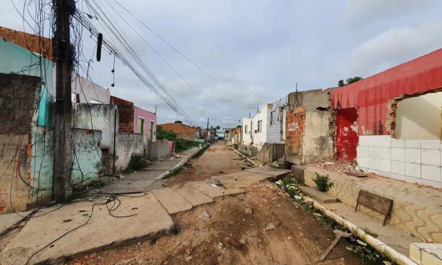 SBT News na TV: solo de Maceió tem movimentação de 10,8 cm