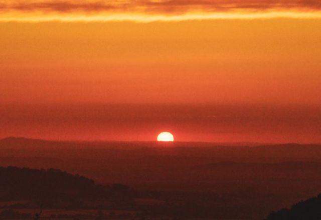 Novembro é o sexto mês seguido com recorde de calor e 2023 será o ano mais quente já registrado