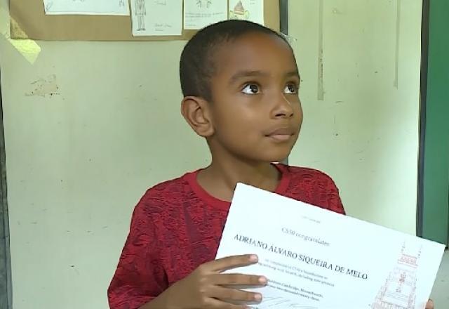 Garoto de apenas 7 anos dá palestra em curso da Universidade Federal Fluminense