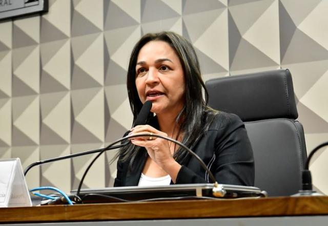 Eliziane Gama diz que disputará a presidência do Senado