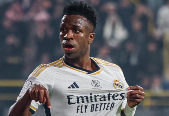 Vinicius Jr. se iguala a marca de Romário em Real Madrid x Barcelona