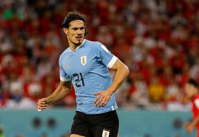 Cavani anuncia aposentadoria da seleção uruguaia