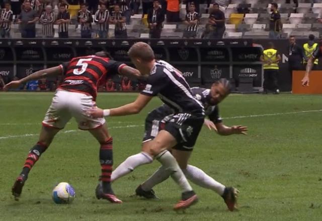 CBF divulga áudios do VAR dos lances polêmicos de Atlético-MG x Flamengo